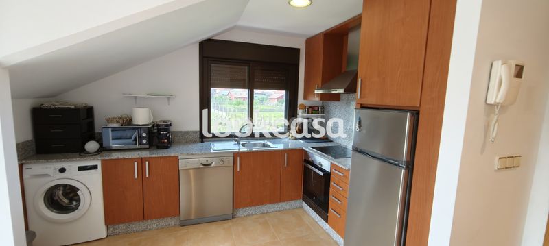 Foto 46d9dac3-dfb3-445c-b92b-91b8d2562d17. Àtic amb calefacció aparcament a Vilalonga Sanxenxo