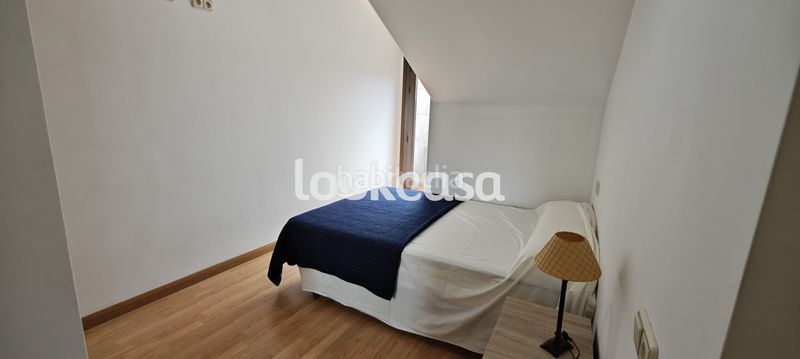 Foto 7478d052-302d-4404-a3b4-c82d82fffb37. Àtic amb calefacció aparcament a Vilalonga Sanxenxo