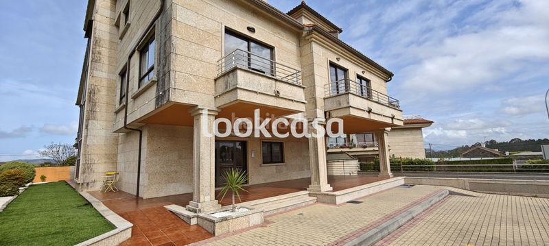 Foto 7e2aff94-48c3-4df2-a2fd-c92165ed419d. Àtic amb calefacció aparcament a Vilalonga Sanxenxo