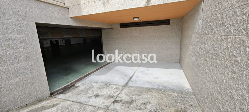 Foto 8ed1bbb0-b1e2-40c7-bf8b-52750fd4364c. Àtic amb calefacció aparcament a Vilalonga Sanxenxo