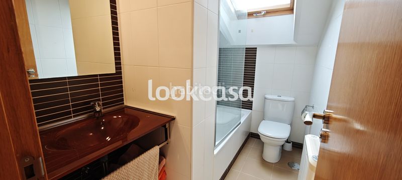 Foto e6522d0b-c429-45c0-9c46-c93ee71f81a3. Àtic amb calefacció aparcament a Vilalonga Sanxenxo