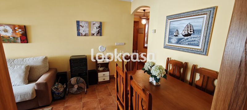 Foto 386ae6de-30e3-416f-bdee-d44841fd979a. Àtic amb calefacció aparcament a Sanxenxo pueblo Sanxenxo