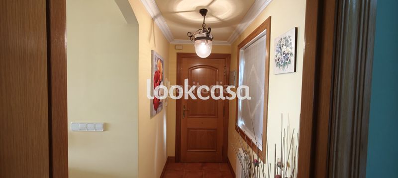 Foto 4ffaf4b7-7d24-45dc-a5b6-afa5a7493b9f. Àtic amb calefacció aparcament a Sanxenxo pueblo Sanxenxo