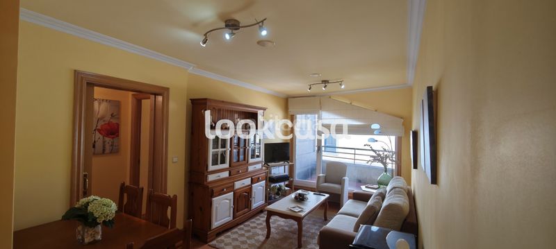 Foto bcc3fffa-52b1-4394-9165-31d957791623. Àtic amb calefacció aparcament a Sanxenxo pueblo Sanxenxo