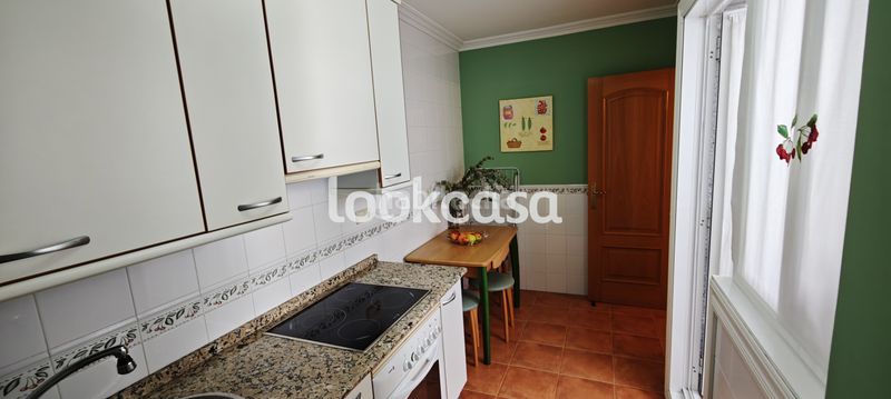 Foto d3c6536f-b14b-4518-945a-471d21021210. Àtic amb calefacció aparcament a Sanxenxo pueblo Sanxenxo