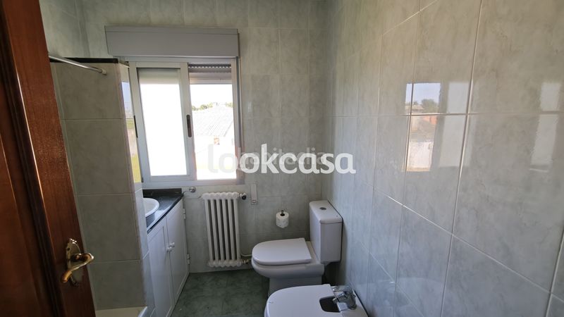 Foto 3cf530a3-e06f-43b9-8c8e-896d7445bd4c. Casa amb xemeneia calefacció aparcament a Arra Sanxenxo