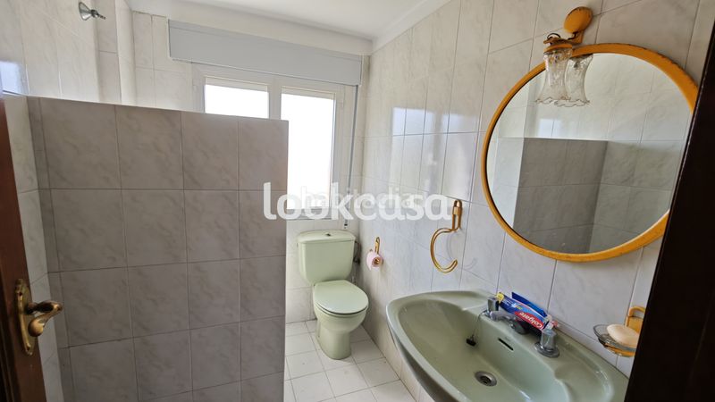 Foto 45e5fed1-82a1-481f-8e2d-b9a7ff6e6c4f. Casa amb xemeneia calefacció aparcament a Arra Sanxenxo