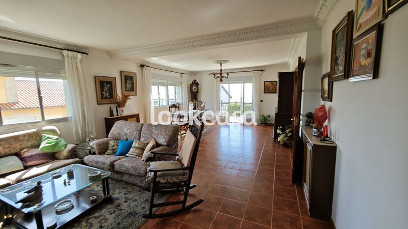 Foto 70b1f0d7-58b0-479b-bd30-612fa05c0861. Casa amb xemeneia calefacció aparcament a Arra Sanxenxo