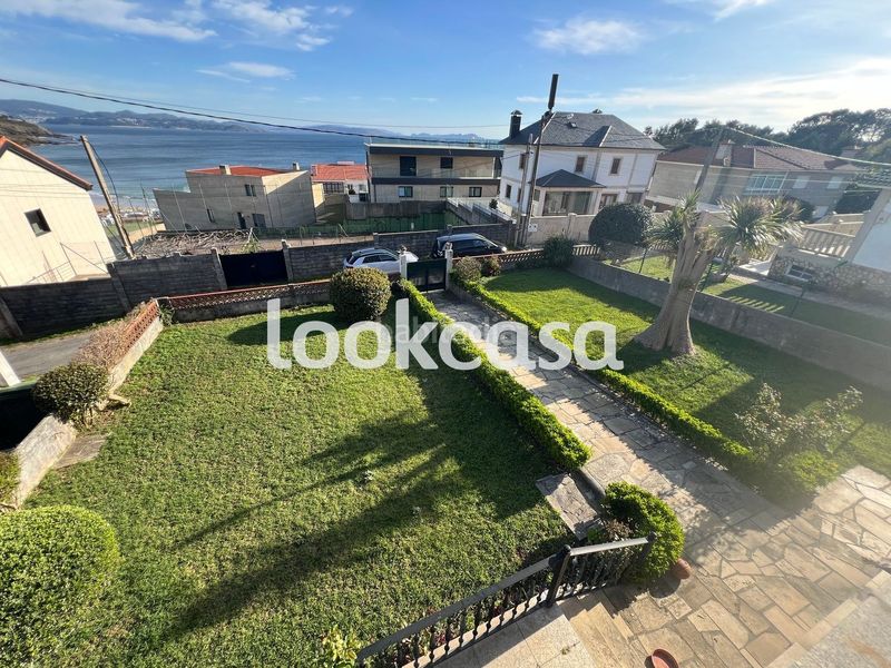 Foto 8c0e62d6-3b80-4f6e-bf50-6af67cf56257. Casa amb xemeneia calefacció aparcament a Arra Sanxenxo