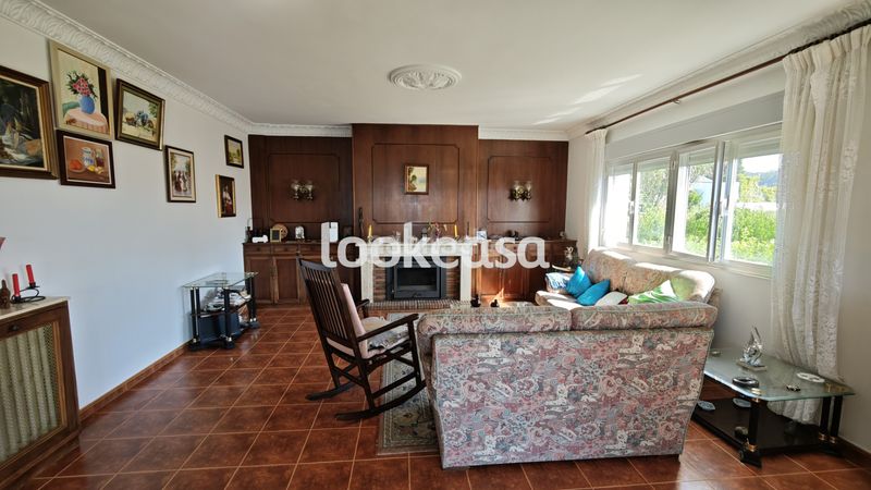 Foto ee1bde5f-b49d-4b4f-a315-95eea14fa45a. Casa amb xemeneia calefacció aparcament a Arra Sanxenxo