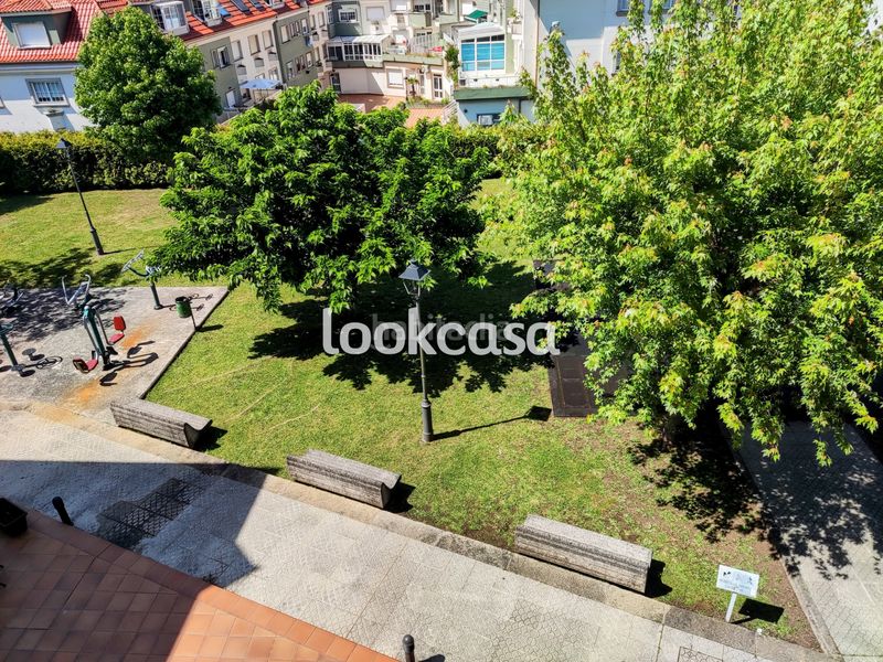 Foto de8e4bd9-98a9-458a-acab-298b0046ccbe. Pis amb calefacció aparcament a Vilalonga Sanxenxo