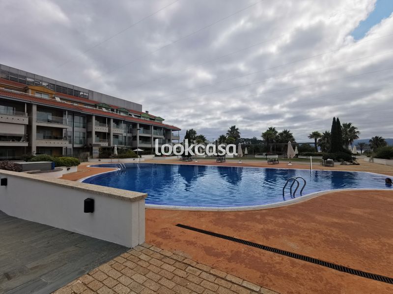 Foto 8bd8e93d-b6e7-4060-a9eb-b724977f1ce4. Pis amb calefacció aparcament piscina a Adina - Portonovo Sanxenxo