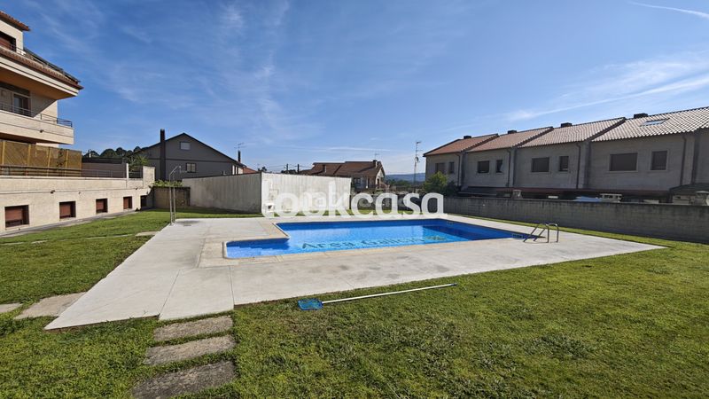 Foto cd18eef7-31ef-472a-b928-6d8855786ece. Pis amb calefacció aparcament piscina a Adina - Portonovo Sanxenxo