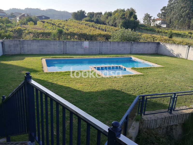 Foto 45168b5b-9dc5-4209-b6d6-561ddb565618. Pis amb calefacció aparcament piscina a Noalla Sanxenxo