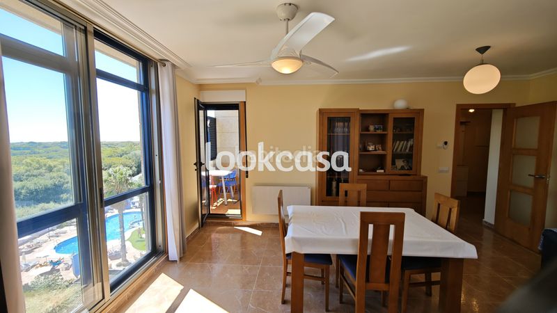 Foto c6dd8ba2-eeca-4bdd-a5aa-193fbe260d80. Pis amb calefacció aparcament piscina a Noalla Sanxenxo