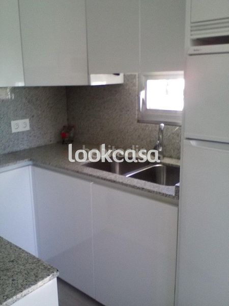 Foto d8863397-3dc9-4798-a274-0edb57728e99. Pis a Noalla Sanxenxo