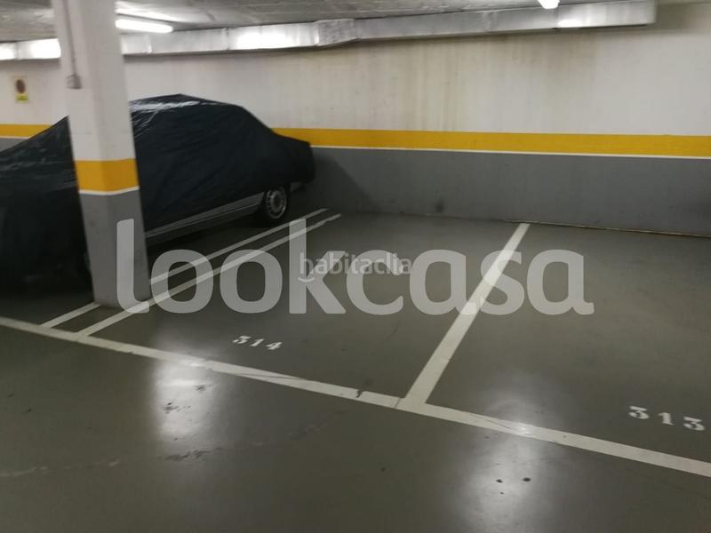 Foto c7b7a3ad-7a87-4874-898b-798ebd80f64e. Aparcament cotxe a Sanxenxo pueblo Sanxenxo