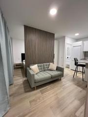 Location Studio  Calle calle albareda, 83. Hermoso estudio amueblado en edificio de nueva construccion a me