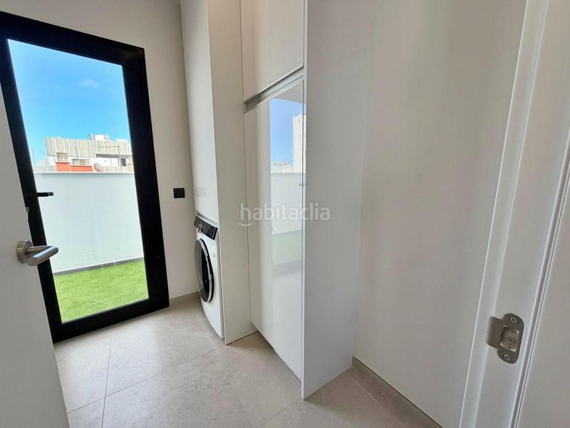 Foto 02f1c1f8-1e69-4b13-95d0-935df2ce3368. Attique dans calle bernardo de la torre 62 dans Santa Catalina - Canteras Palmas de Gran Canaria (Las)