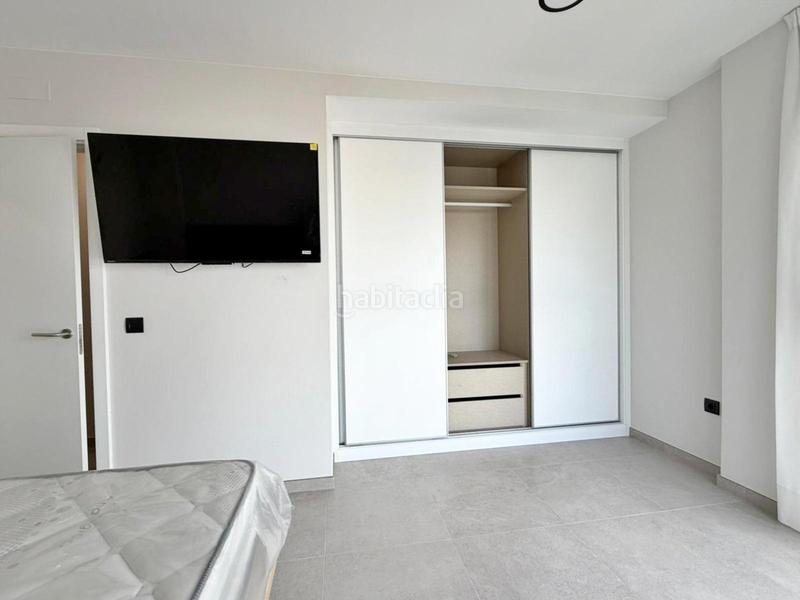 Foto 182fc09a-c3f8-4402-824d-753fe0ddb019. Attique dans calle bernardo de la torre 62 dans Santa Catalina - Canteras Palmas de Gran Canaria (Las)