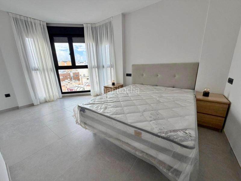 Foto 7f38ccdb-dfb4-40b8-af1a-f5e24b733191. Attique dans calle bernardo de la torre 62 dans Santa Catalina - Canteras Palmas de Gran Canaria (Las)