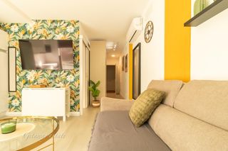 Appartamento in Arguineguín. Apartamento de diseño a estrenar con garaje y trastero junto a l