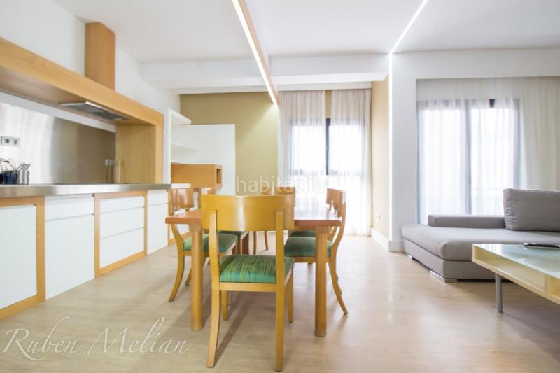 Foto c2bd63e5-efc9-4f74-abe6-d7be12056245. Alquiler piso en calle buenos aires 13 piso alquiler Triana en Palmas de Gran Canaria (Las)