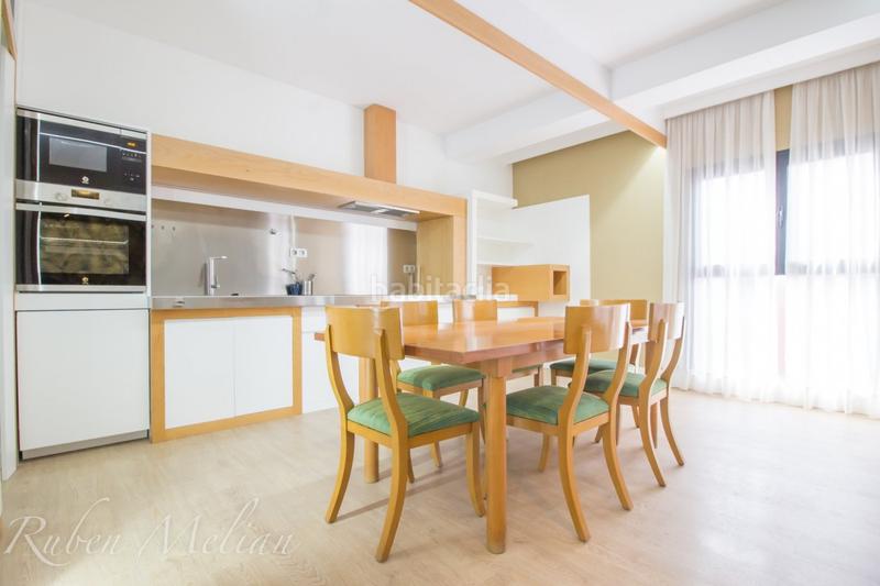 Foto c3f9f2b4-c9e0-4a49-b4de-c03615f1f5a5. Rent flat in calle buenos aires 13 in Triana Palmas de Gran Canaria (Las)
