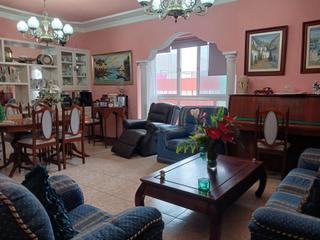 Flat in Calle fernando guanarteme 97. Piso en guanarteme