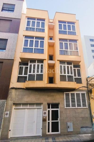 Foto 1f4e45ce-94fe-49c9-9c62-422e10419d14. Piso en calle almansa 37 piso en venta cerca de playa de las canteras en Palmas de Gran Canaria (Las)