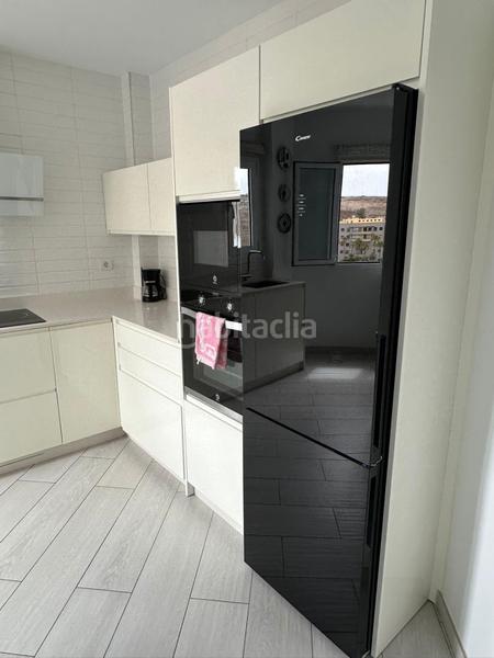 Foto cadcf304-352e-46b2-8e58-47e862490da2. Alquiler piso luminoso piso en avenida mesa y lópez listo para entrar a vivir en Palmas de Gran Canaria (Las)