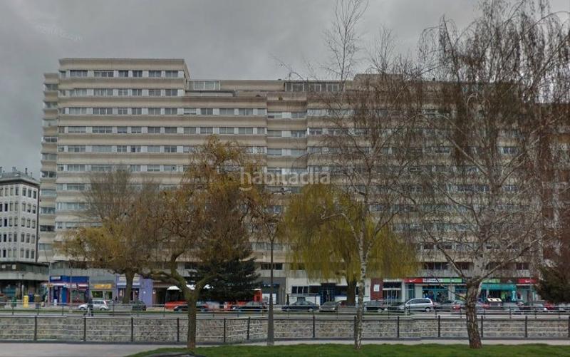 Foto c663b046-f348-45f4-9749-44d2ea9c9fd3. Appartement avec parking dans Reyes Católicos Burgos