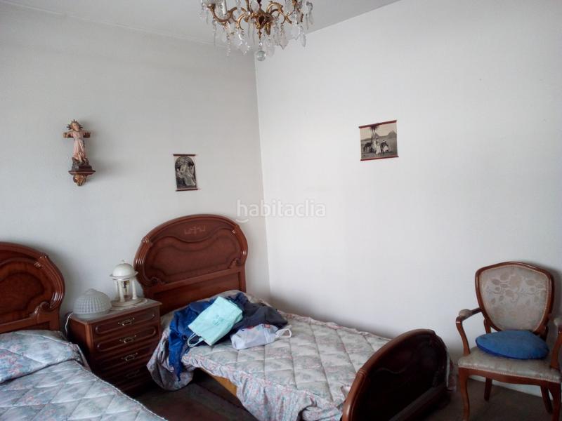 Foto f8cc1554-0a9b-4537-a0c3-4a0950b2b26b. Appartement avec parking dans Reyes Católicos Burgos