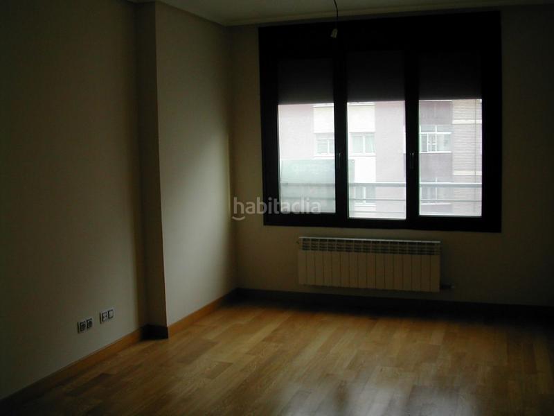Foto a90668b4-5a03-4cf6-b32d-8be4dd5b56a5. Appartement avec chauffage dans Juan XXIII - Las Torres - G2 Burgos