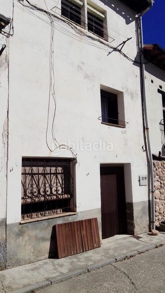 Foto f25a0d0e-25c2-4dd6-b401-f22f12eff216. Reihenhaus in Covarrubias