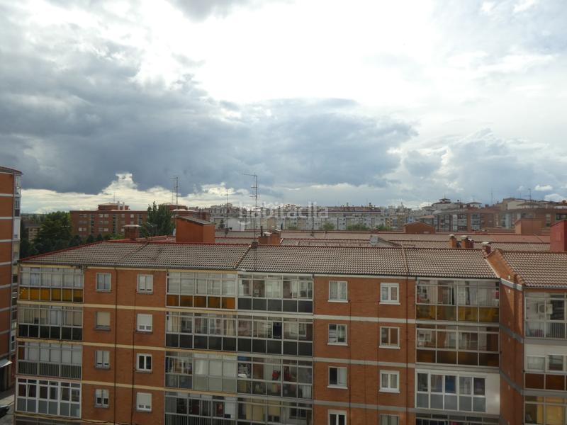 Foto dc3a22bb-ecfd-4f2a-93fc-a287739cdb12. Piso en Gamonal - San Bruno - G9 Burgos