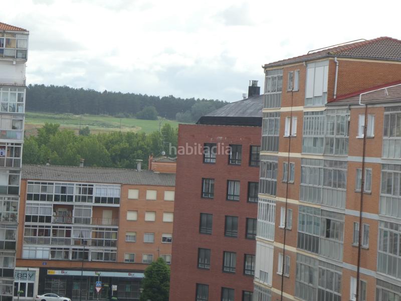 Foto e950cfd6-94bf-4f48-8115-1ed5f519997d. Piso en Gamonal - San Bruno - G9 Burgos