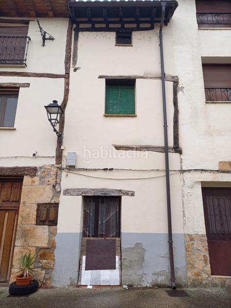 Foto 97fa8d77-f574-48c4-986b-98f990728770. Casa adosada en Covarrubias