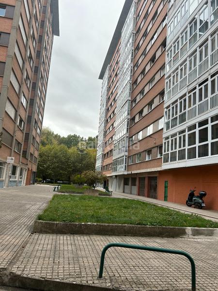 Foto 94e3a42b-e078-4044-be7c-7399503d7a98. Alquiler local comercial en San Pedro de la Fuente Burgos