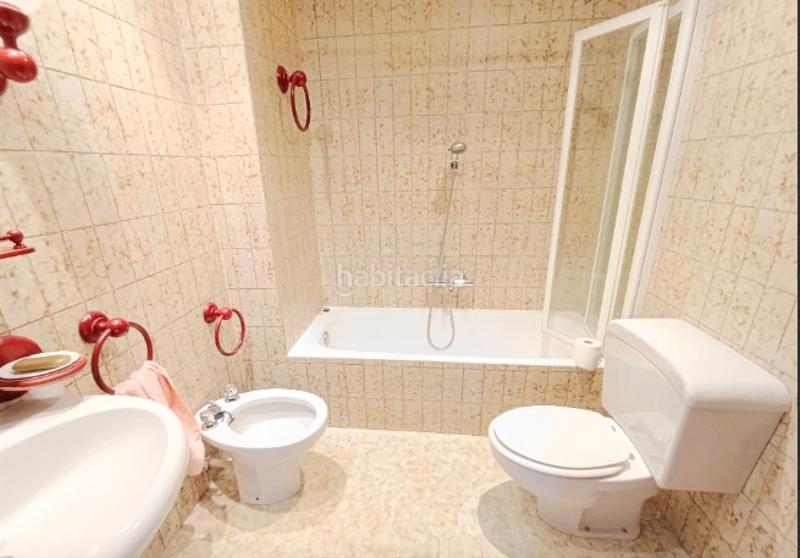 Foto e0bbc490-c281-46c2-8051-83c6338e9890. Flat with heating parking in El Carmen - Barrio Gimeno Burgos