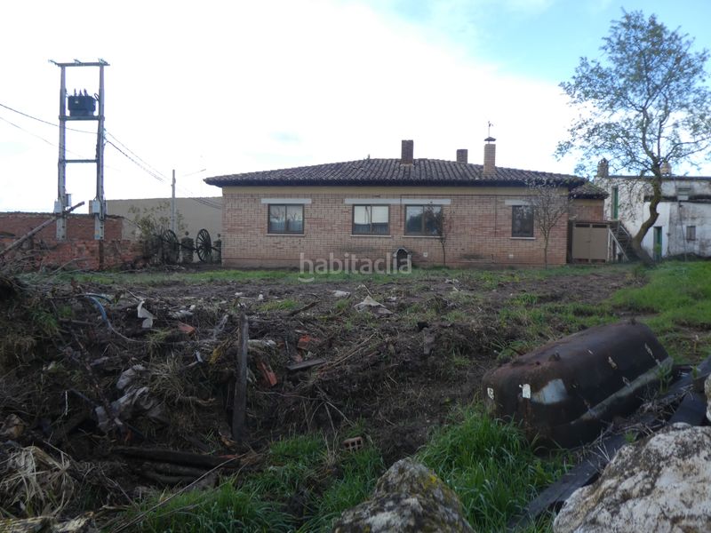 Foto 74d7c069-98fc-4223-9577-2dd7b0da3e3c. Chalet mit kamin heizung in Santa María del Campo