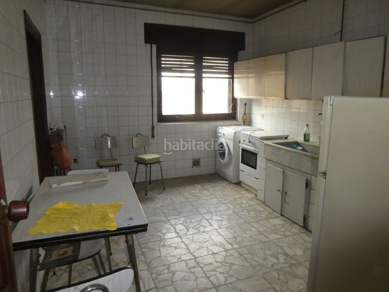 Foto 8b7038fd-4a9a-4981-8d7e-98dfc41cd58a. Chalet mit kamin heizung in Santa María del Campo