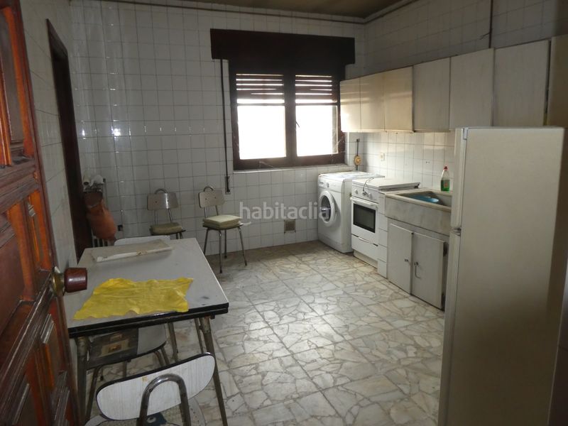 Foto 9c362f1c-d77e-4d8f-8ef3-57b13e9011f3. Chalet mit kamin heizung in Santa María del Campo