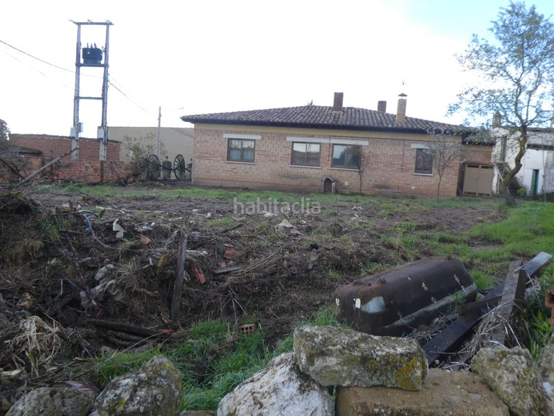Foto b795d417-f2e6-477c-9f39-d418568cba47. Chalet mit kamin heizung in Santa María del Campo