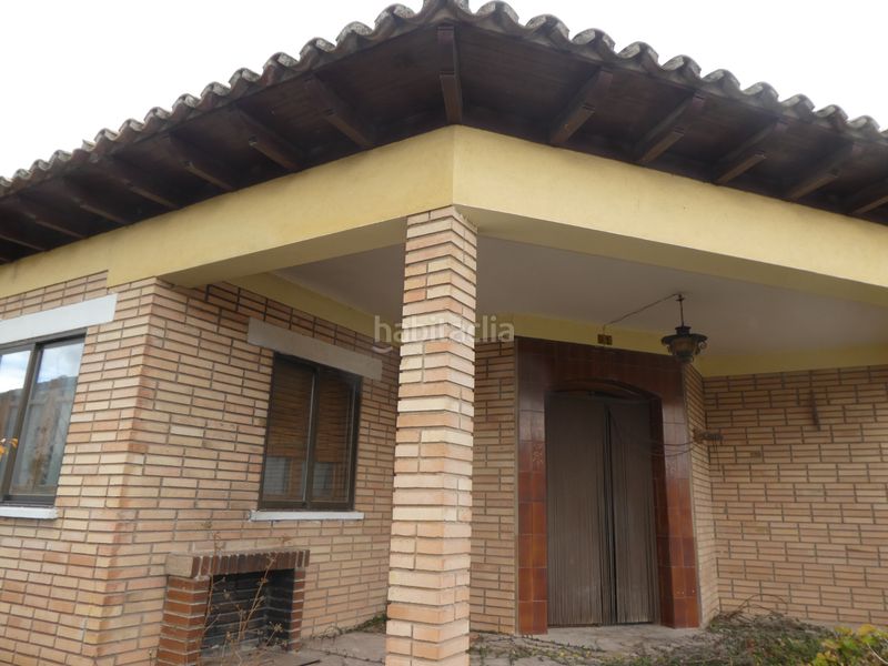 Foto d3b6b1db-7540-4819-bc01-fccb4ad2d9f4. Chalet mit kamin heizung in Santa María del Campo