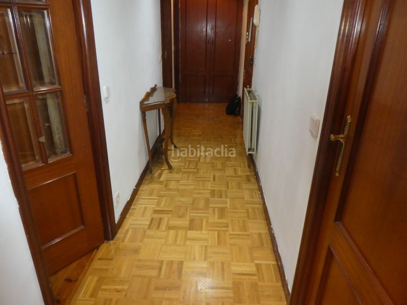 Foto c9f67482-8e6c-4b3d-be6f-292f54d6a986. Piso en San Julián - Barriada de Cortes Burgos