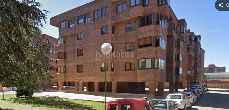 Foto 184af680-b58d-4fa3-927b-d47907506b89. Aparcament cotxe a Santa Teresa - San Pedro Cardeña Burgos