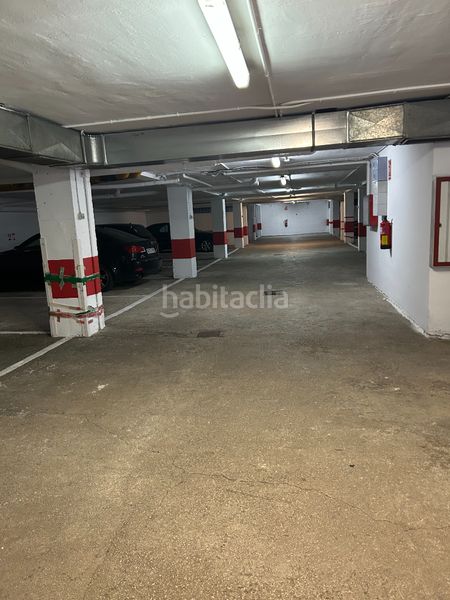 Foto c0dc55f7-12d9-4f3d-82ee-afb2a6d94cb4. Aparcament cotxe a Santa Teresa - San Pedro Cardeña Burgos