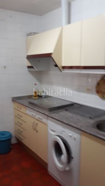 Foto 3ad3ee31-99d4-42d3-9fe6-cd6c4a606b8d. Casa adossada a Covarrubias