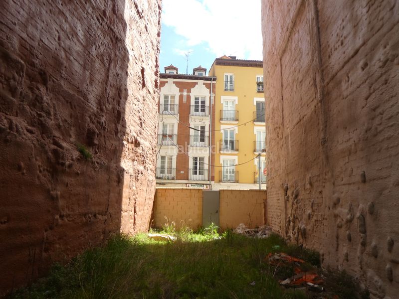 Foto d8bdb503-35cc-4a68-bbd4-28e873b10141. Terreny residencial a El Carmen - Barrio Gimeno Burgos